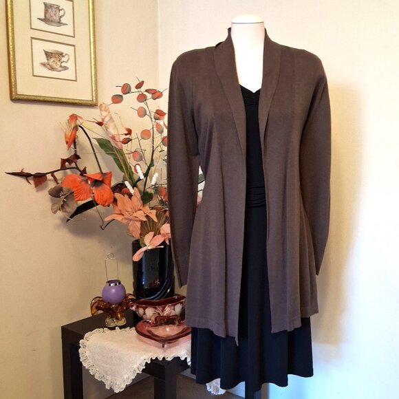 NWOT gollehaug collection Brown Cardigan Knit Lightweight Sweater Outerwear - Picture 4 of 7